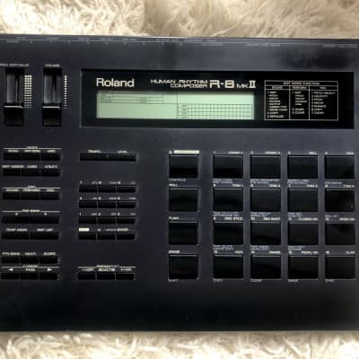 Roland R-8 - Gearspace