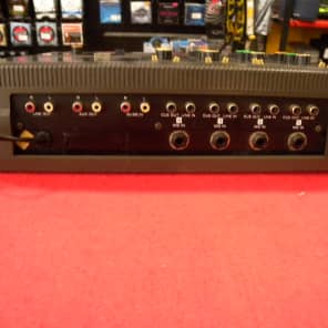 TEAC M-09 AUDIO MIXER | Reverb