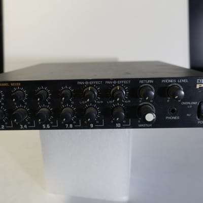 Boss MX-10 Mixer w AC Power supply, 10channels fxsends Mic in /stereo line , Half rack image 1
