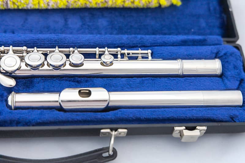 Yamaha YFL-225N Nickle-plated Standard Flute *Made in Japan