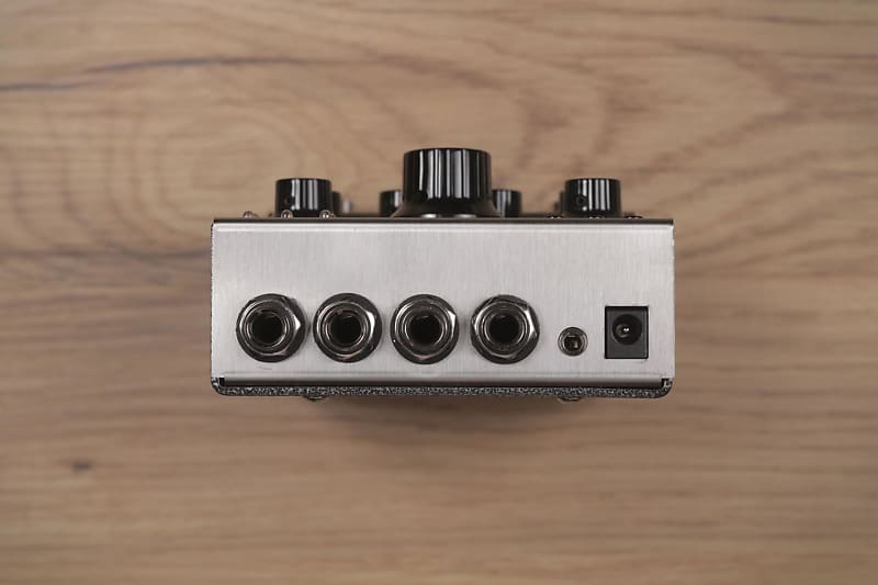 Suhr Discovery Analog Delay | Reverb Suhr Discovery Analog Delay | Reverb