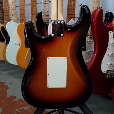 Fender Japan プレベ カスタム Seymour Duncan TAGLIARE CUSTOM FLAME – DZPL