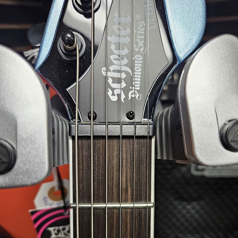 Schecter Ultra