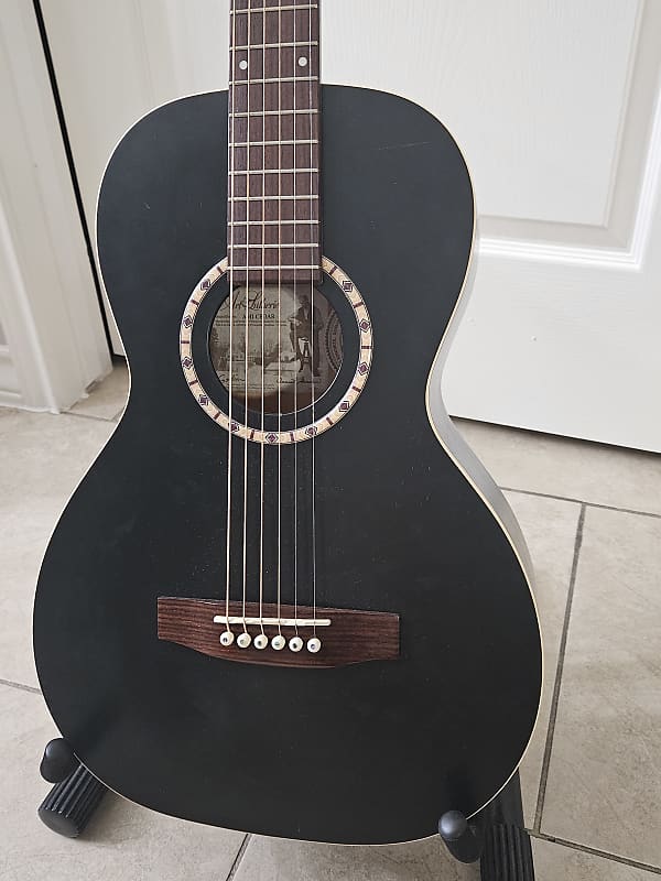 Art & Lutherie Ami Cedar 2000s - Black | Reverb