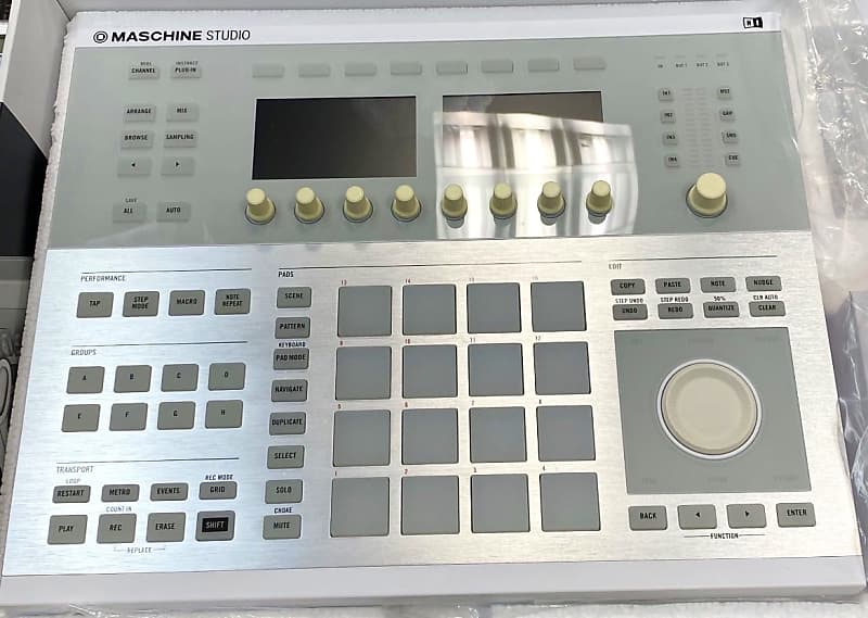 Native Instruments Maschine Studio - White | Reverb