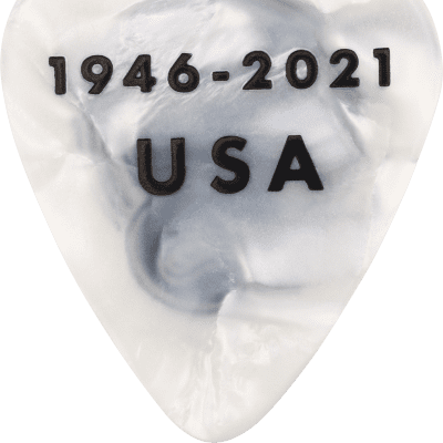 198-0351-075 Fender 75th Anniversary Pick Tin (18) Med Celluloid 1946-2021 image 5