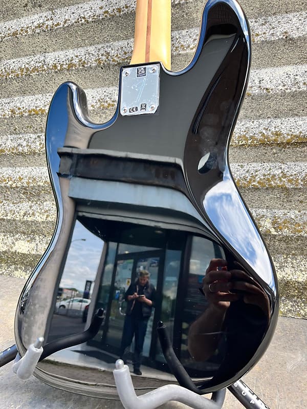 Fender Limited Edition Player Jazz Bass Ebony | Reverb Canada