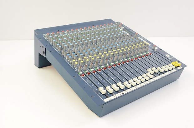 い*こ様 ALLEN&HEATH MixWizard WZ16:2 GATORハ Allen & Heath AH-WZ416:2 MixWizard 16-Channel Professional