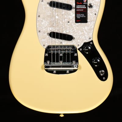 Fender American Performer Mustang, Rosewood Fingerboard, Vintage White (325) image 3