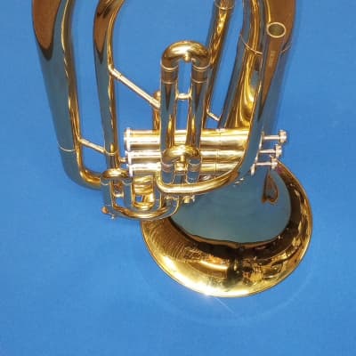 Castle Band Instruments Bb Marching Baritone Horn [CMB-LJTL-L - Brass Lacquer] image 5