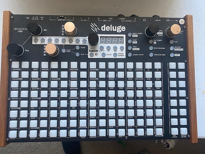 Synthstrom Deluge