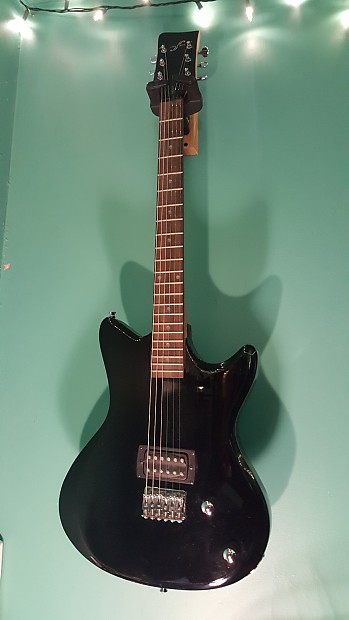 First act outlet me431 electric guitar