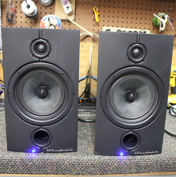Wharfedale Diamond 8.2 Studio Monitors Reverb