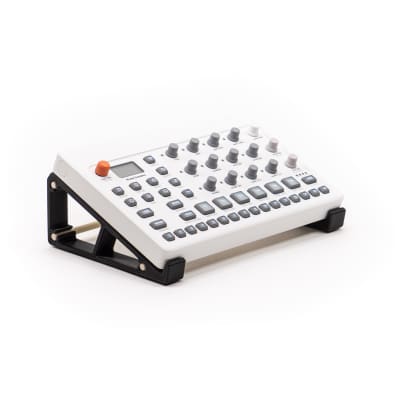 3DWaves Slide Stands For The DJ TechTools Midi Fighter Twister