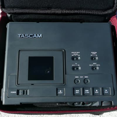 TASCAM DA-P1 Portable Digital Audio Tape Recorder - With Carry Case - Battery - Manual - Power Supply and 2) DAT Tapes - Shop Inspected / Tested - Excellent Condition - Works - Sounds - Looks Great - Free Shipping image 4