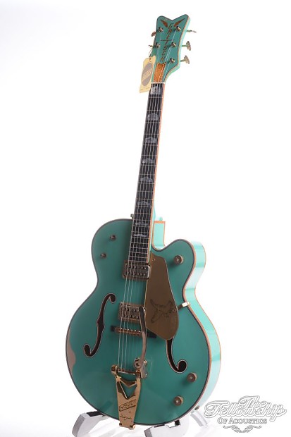 Gretsch G6136CS Falcon Masterbuilt Relic Seafoam Green