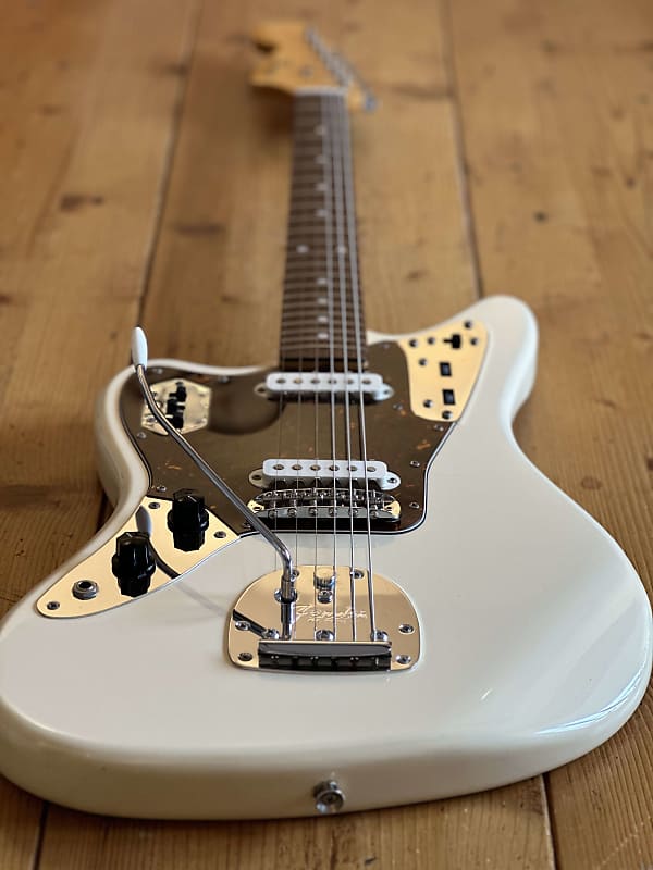 ギター　レフティ　Left　Fender LEFTY! Fender Japan Jaguar Left Handed 1966 Reissue 2005