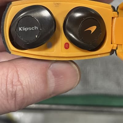 Klipsch McLaren T5 II True Wireless 2021 - Black and orange image 6