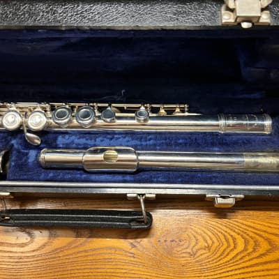 Armstrong 104 Student Model Closed-Hole Flute image 4