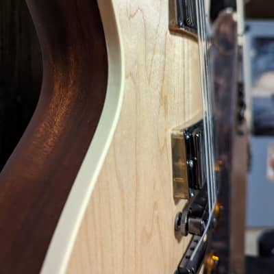 Gibson Traditional Pro V (MOD) 2022 - Natural Satin "Custom" image 3