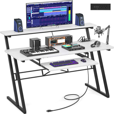 Peavey PC 1600X Midi  Home recording studio setup, Studio desk, Home studio  music