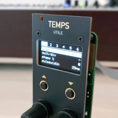TEMPS Utile / Clockwork / 8HP / Eurorack Modular / Matte Black & Gold Panel image 3