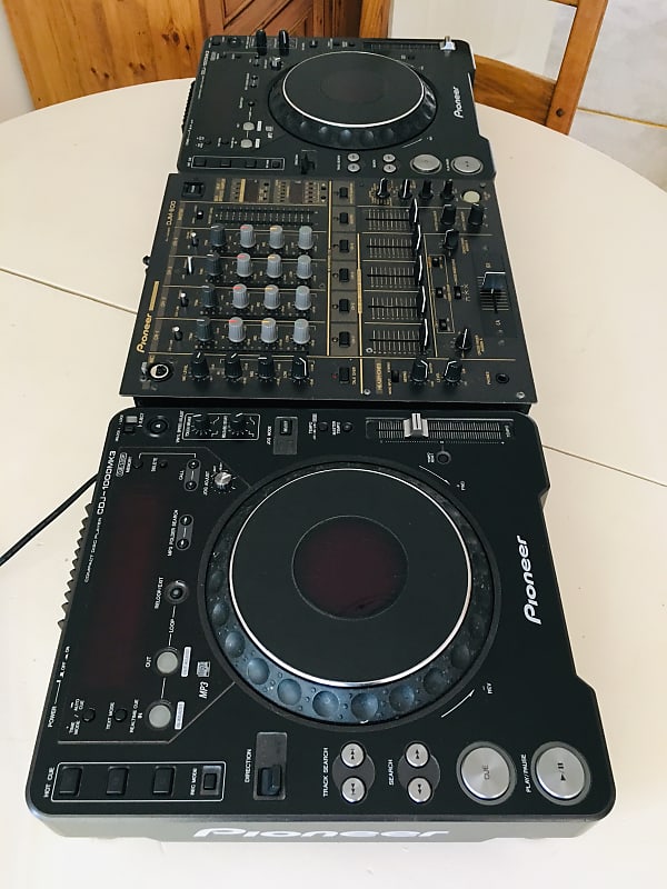 2x Pioneer CDJ 1000 MK 3 & Pioneer DJM 600! | Reverb Canada