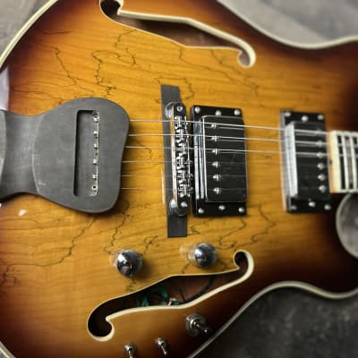 Zuwei Double cut semi hollow Tobacco Burst with gig bag!Channel your inner Phish image 5