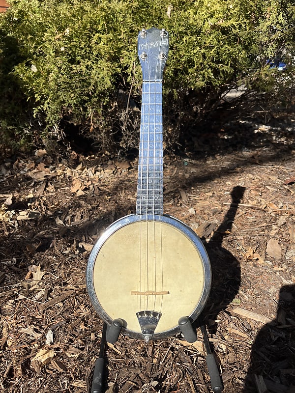 Dixie Banjo Ukulele, Soprano, W/Gig Bag, Circa 1950, VGC Reverb