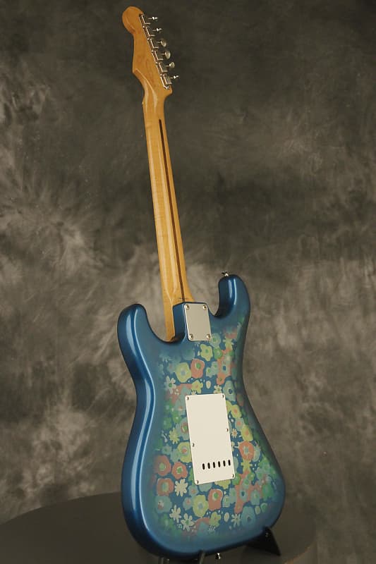 '03 Fender Blue Flower Stratocaster CIJ crafted in Japan NEAR MINT NEW OLD  STOCK