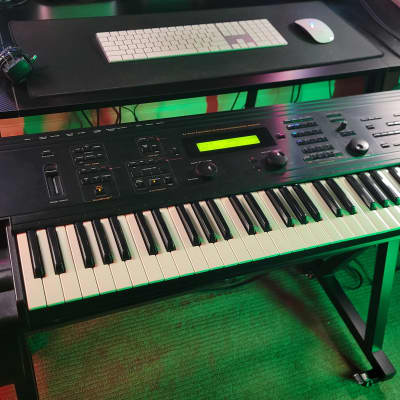 Ensoniq MR 61 Workstation Synthesizer