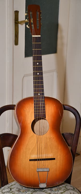 Vintage Cremona 525 - acoustic parlor / travel guitar, 1960's