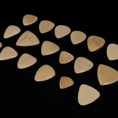 18 pcs. unique Woolly Mammoth Ivory Guitar Picks image 24