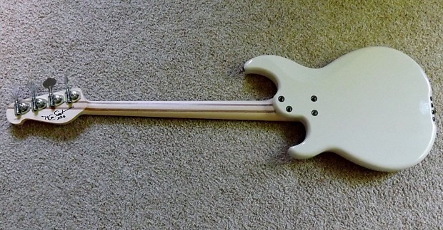 Yamaha BB1024X Vintage White | Reverb