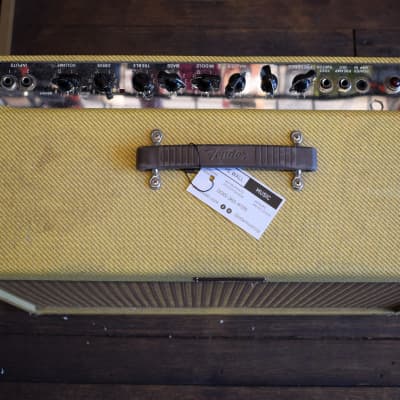 Fender Blues Deluxe 2-Channel 40-Watt 1x12