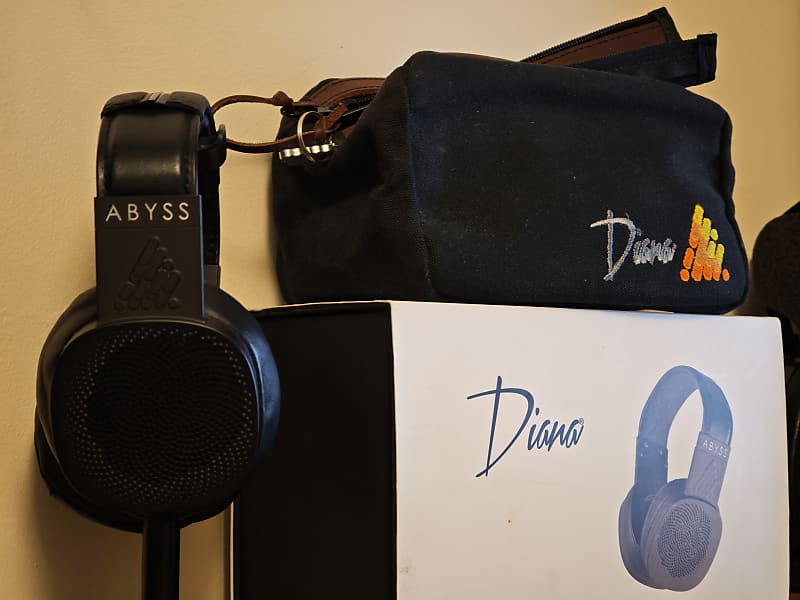 Abyss Diana V2 Planar Magnetic Headphones image 1