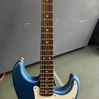 Squier Stratocaster - Blue sparkle image 4