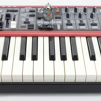 Clavia Nord Electro 4D 61er Synthesizer Orgel +Fast Neuwertig OVP+ 1,5J Garantie
