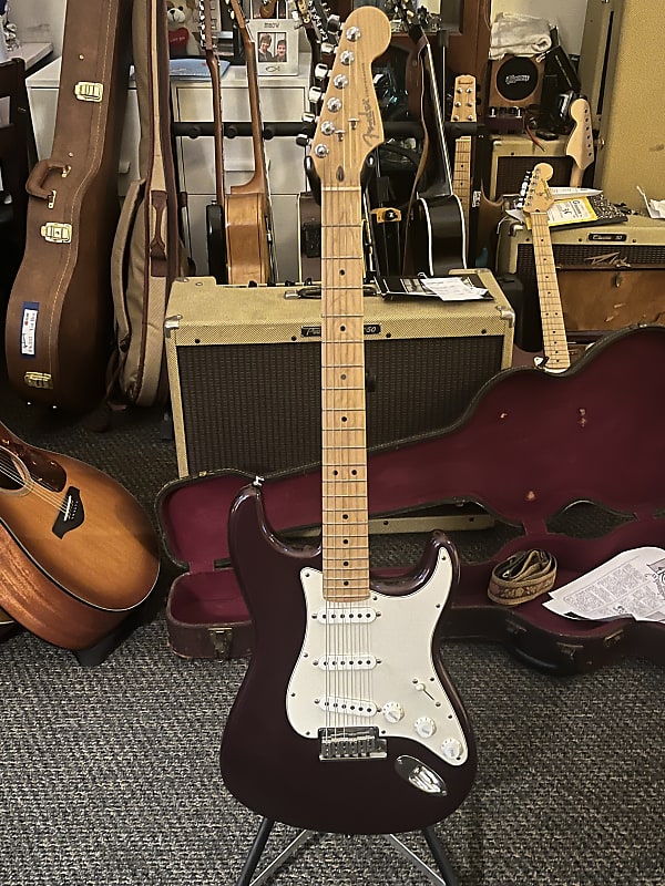 Fender Stratocaster 2000 - Plum image 1