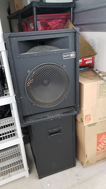 Vintage Sunn 2115 H PA Speaker Late 70s to Mid 80s Black