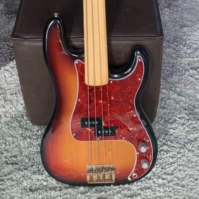 Maya Fretless Bass 70s - Sunburst for sale