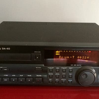 その他 TASCAM DAT Tascam DA40 DAT No Record Plays fine. Part 2 of a unit I