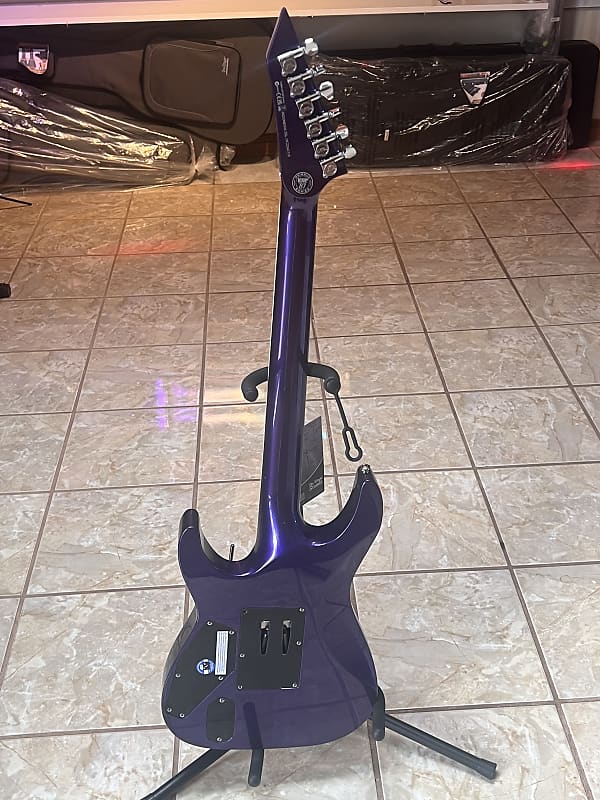 ESP LTD M-1 Custom '87 Electric Guitar - Metallic Purple ESP LTD M-1 Custom '87 Electric Guitar - Metallic Purple