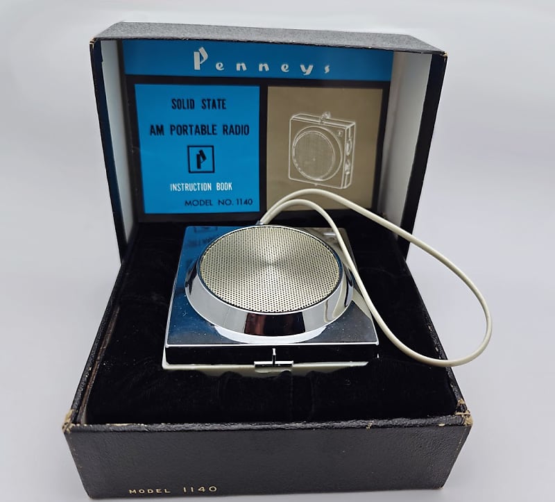 Rare PENNY’S (TOSHIBA) 1140 Miniature Transistor Radio - Works, Japan  			