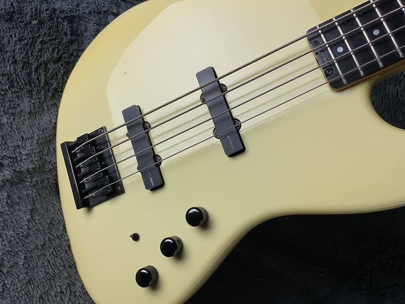 Blade B-3 Jazz Bass by Gary Levinson Switzerland Japan 90's