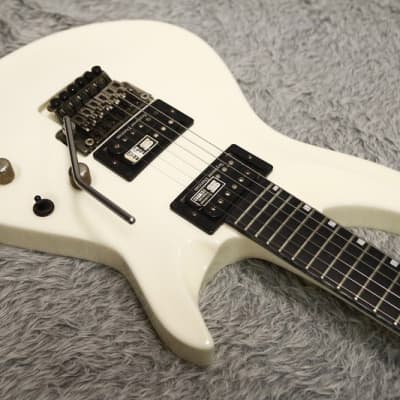 Edwards E-HR-130III Review: It's perfect for the music I