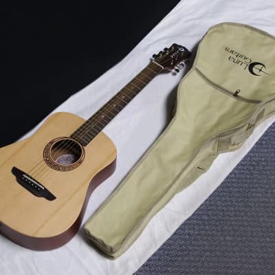 Luna Safari Muse Spruce acoustic guitar NEW - 3/4 Travel Size w/ Gig Bag + Tuner image 2