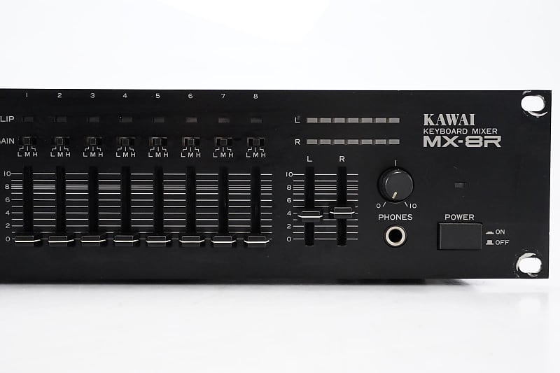 Kawai MX-8R 8-Channel Keyboard Mixer w/ Two Effects Sends