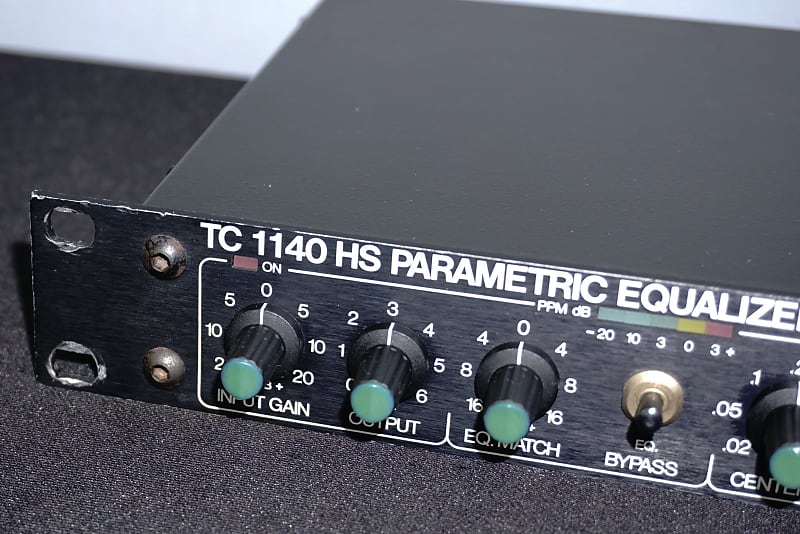 TC Electronic TC 1140 HS High Sensitivity Parametric Equalizer /  Preamplifier