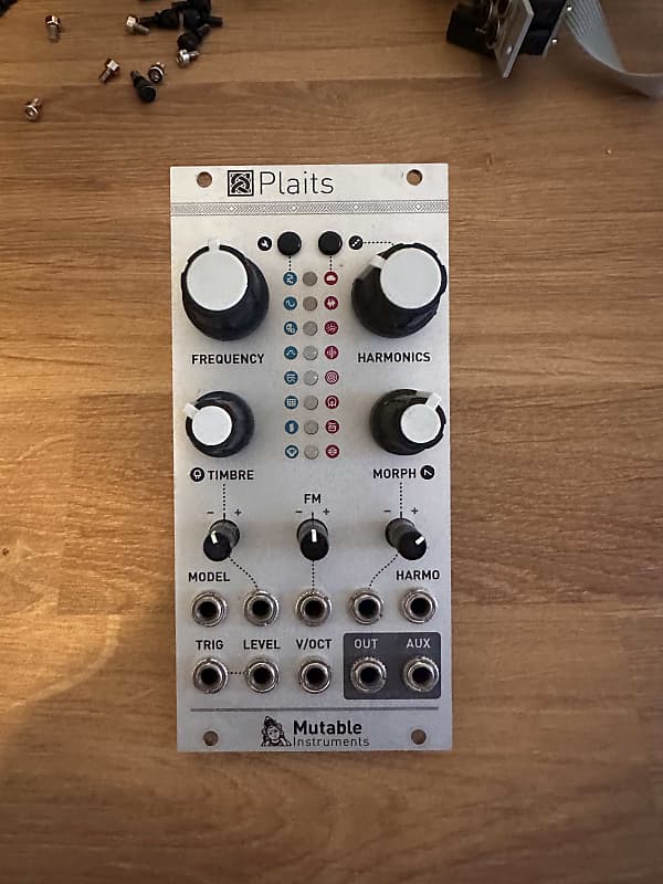 Mutable Instruments Plaits